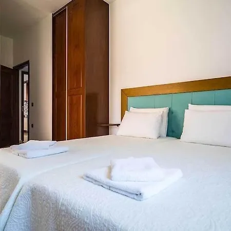 Villa Grand Olympia,luxury, Spacious Indoor&outdoor Area Kíssamos