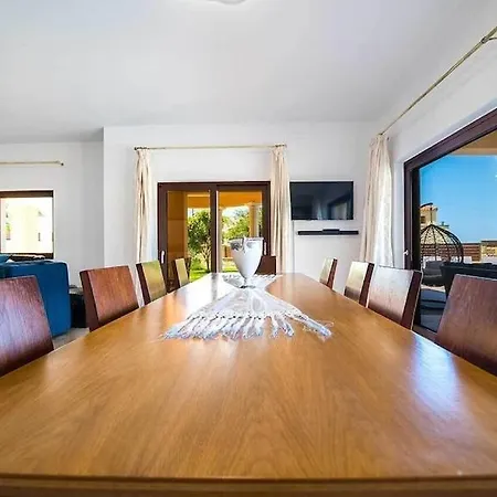 Grand Olympia,luxury, Spacious Indoor&outdoor Area